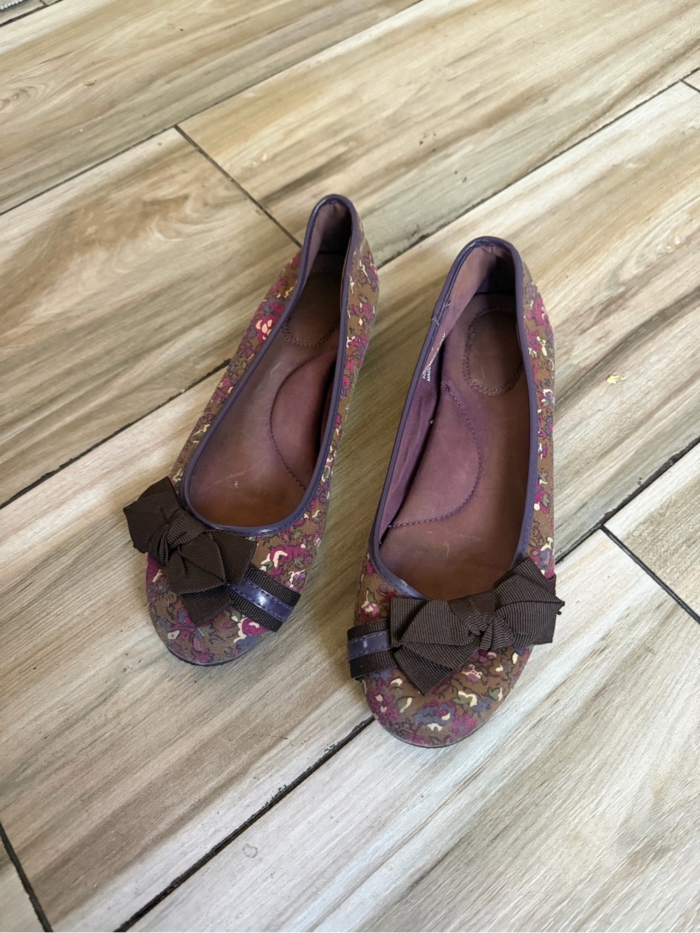 Sperry Floral Print Ballet Flats with Brown Bow